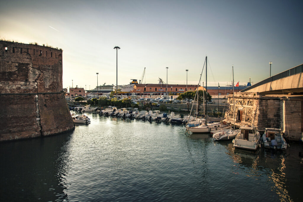 Taxi Siena port Livorno