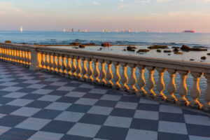 taxi from siena to livorno