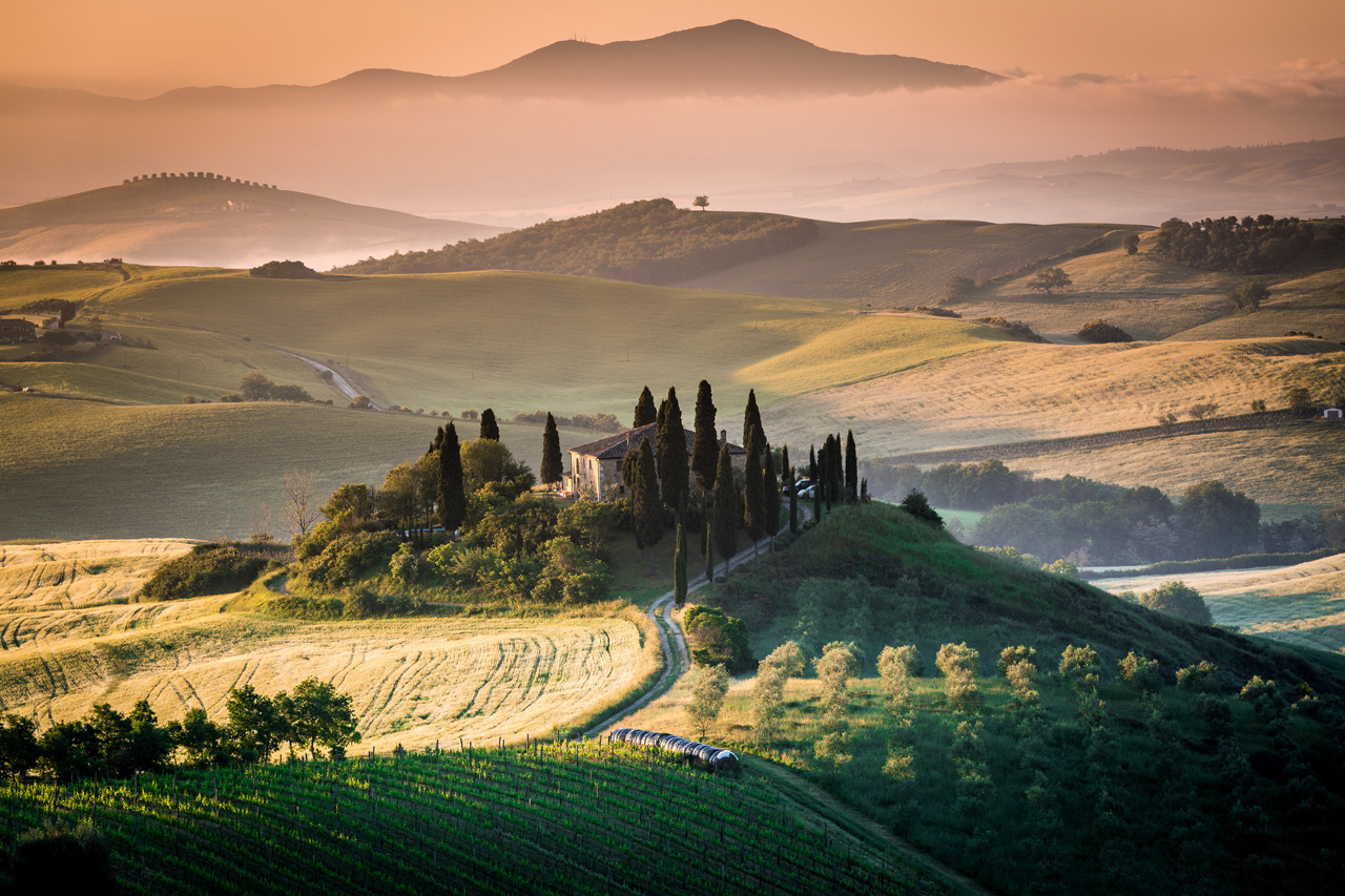Exploring the Heart of Tuscany: The Must-Visit Destinations with Siena.Taxi